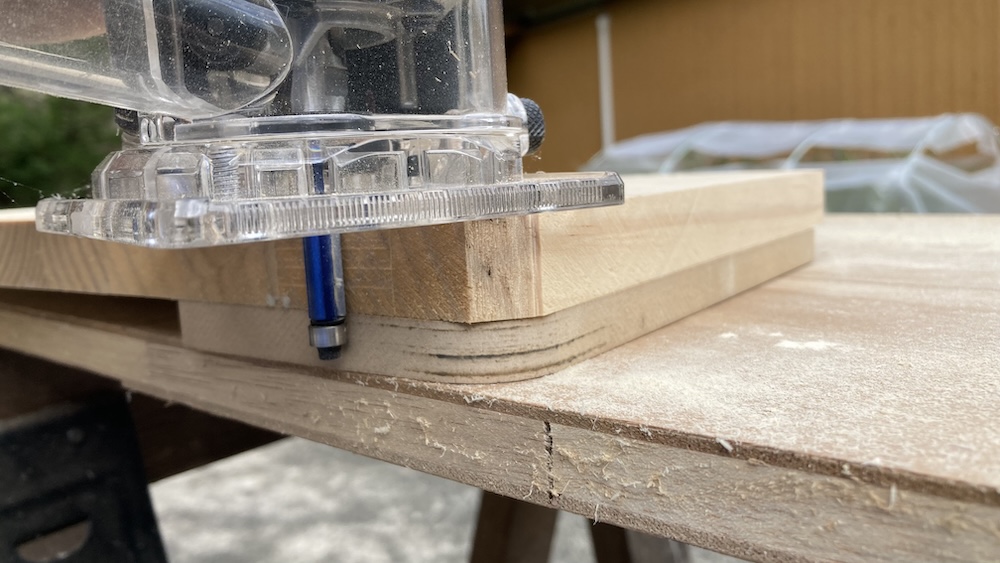 ベアリングと型の位置を合わせる